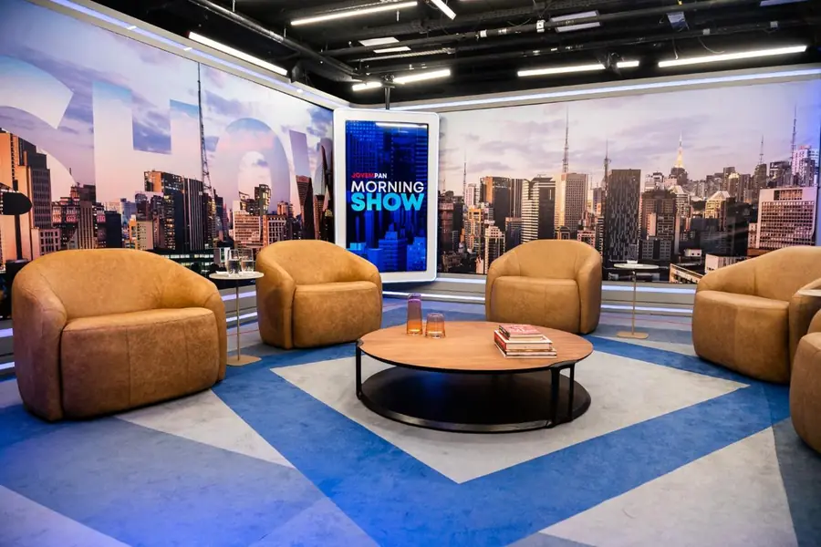 Tapete personalizado Style Brazil no cenário: Morning Show — Jovem Pan